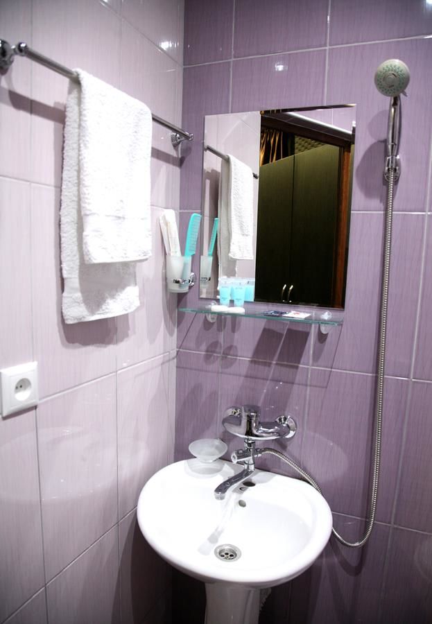 Мини-отель Hotel Pyramida Тбилиси-16